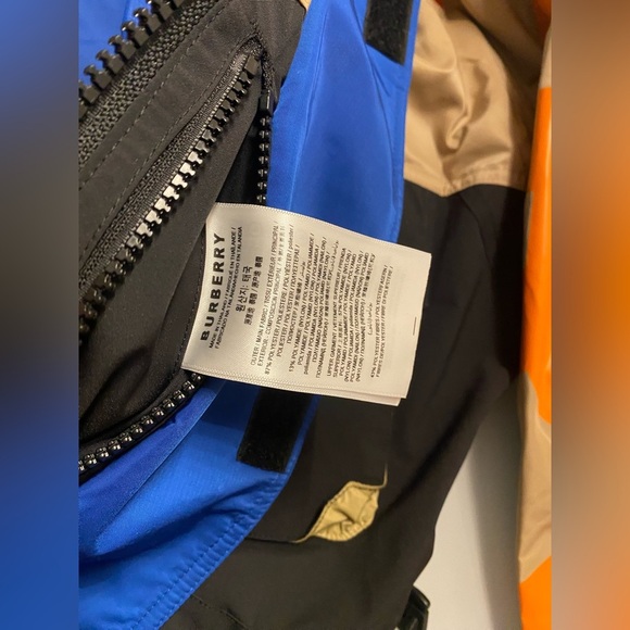 Burberry Parkhurst Logo parka jacket size S - Picture 12 of 16